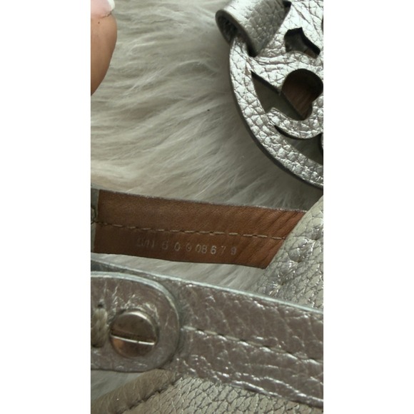 Tory Burch Miller Sandals Metallic Silver Leather Flip Flops Women US Size 8 - Picture 4 of 6